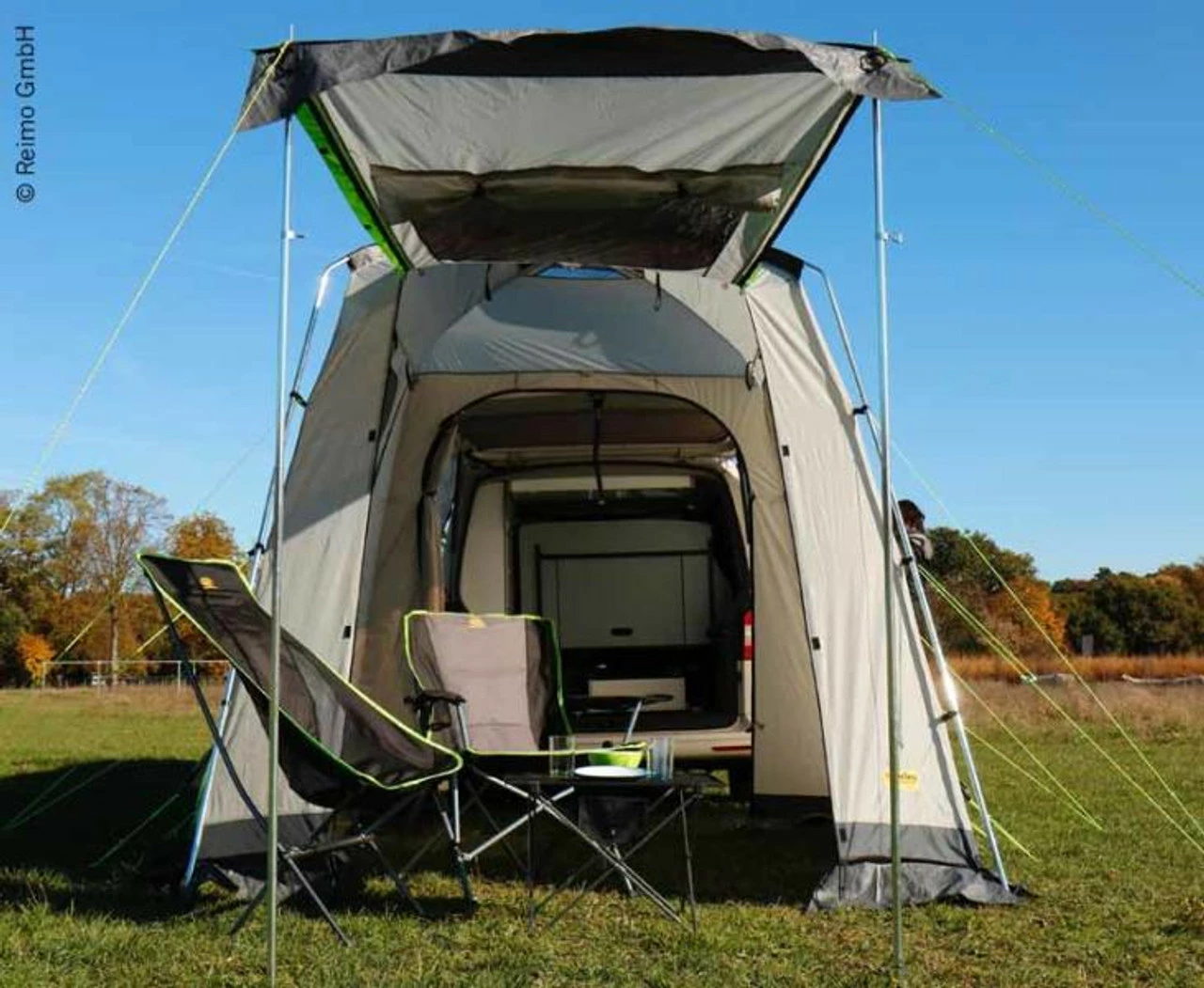 REIMO Uni Van Universal Rear Awning For Campervan 3 REIMO Uni Van Universal Rear Awning For Campervan - Image 3