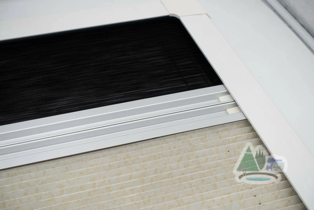 Adventurer Campervan Top Hinge Window With Blind And Fly Screen - Flush Acrylic Glass 5 Adventurer Campervan Top Hinge Window With Blind And Fly Screen - Flush Acrylic Glass - Image 5