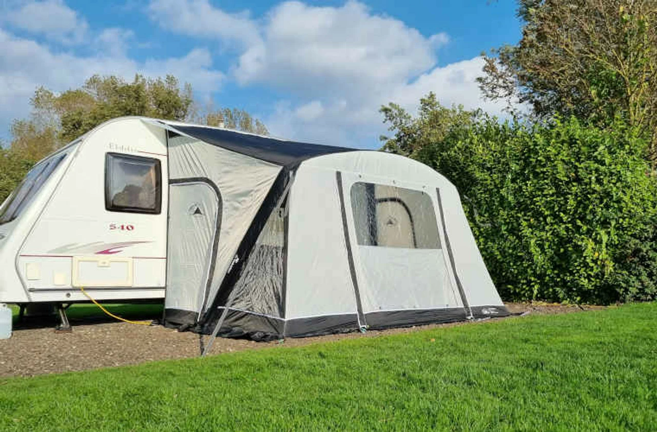 SunnCamp Dash Air SC Inflatable Caravan Awning 2 SunnCamp Dash Air SC Inflatable Caravan Awning - Image 2