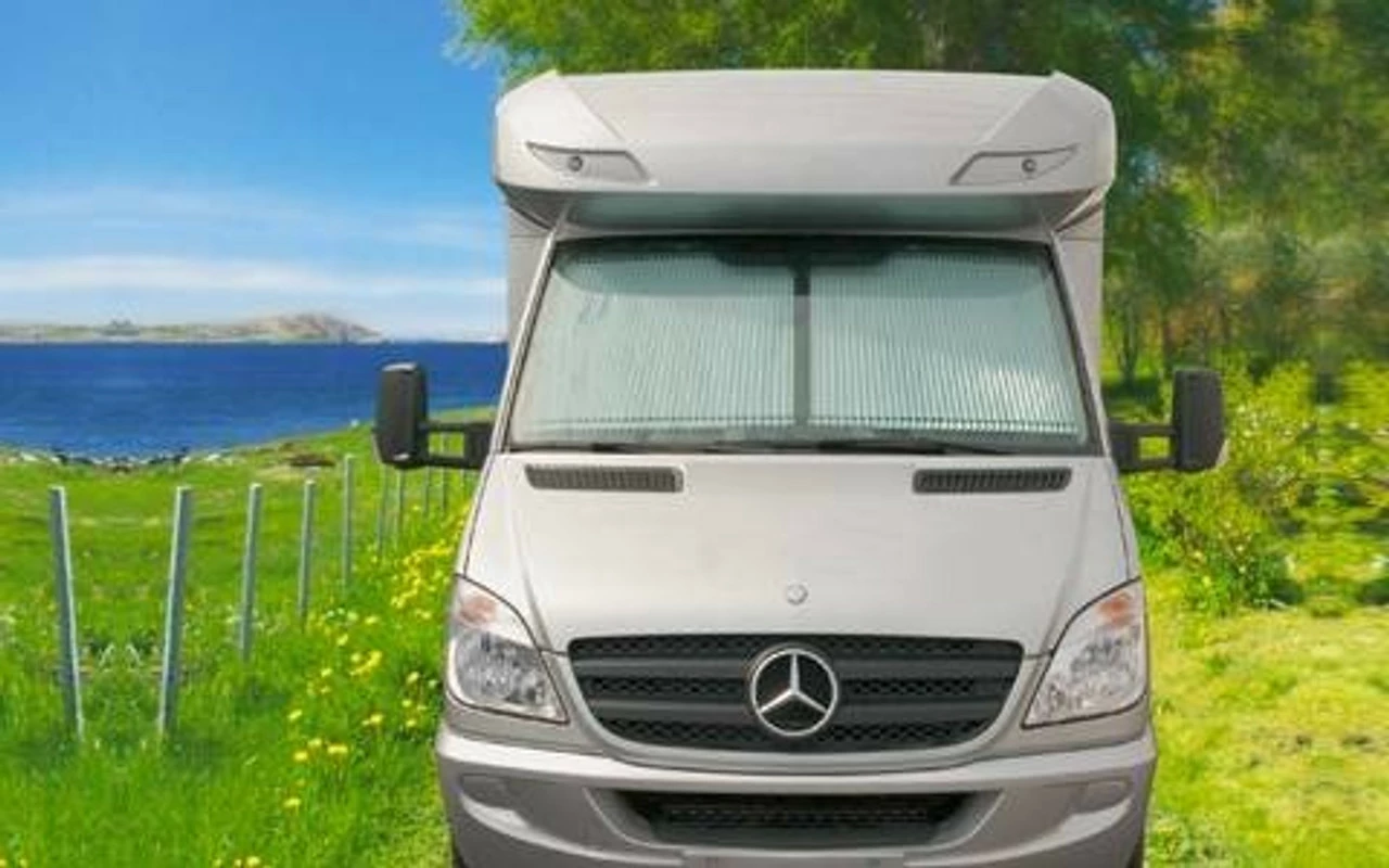 Remis Campervan Window Cab Blinds For Sprinter & Crafter 2 Remis Campervan Window Cab Blinds For Sprinter & Crafter - Image 2