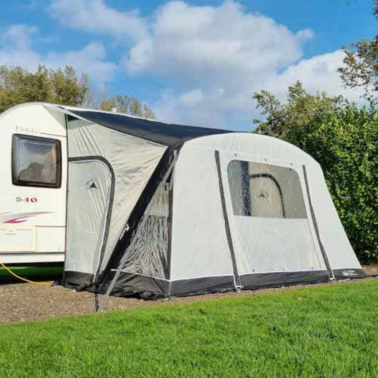 SunnCamp Dash Air SC Inflatable Caravan Awning 1 SunnCamp Dash Air SC Inflatable Caravan Awning