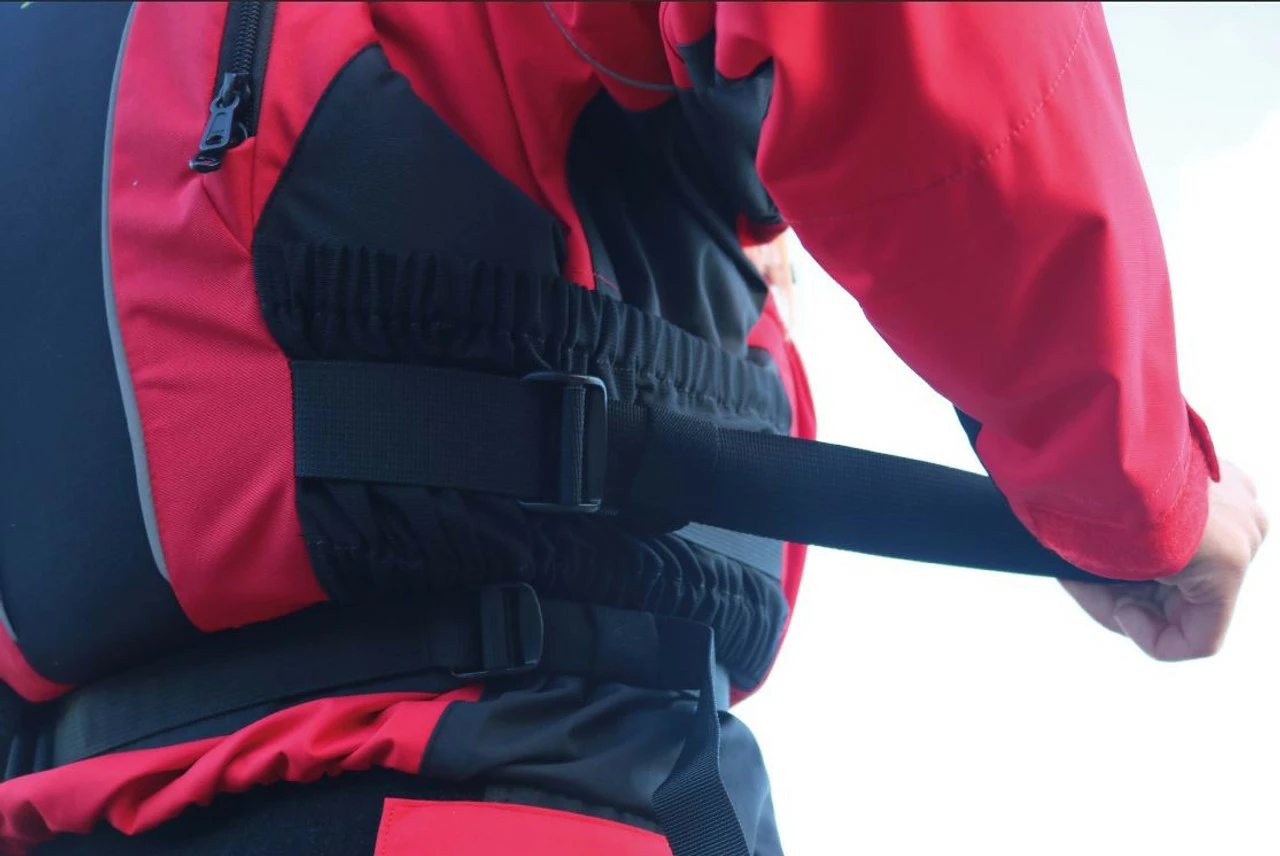 YAK Xipe 60N Canoe Or Kayak Touring Buoyancy Aid Watersports PFD 4 YAK Xipe 60N Canoe Or Kayak Touring Buoyancy Aid Watersports PFD - Image 4