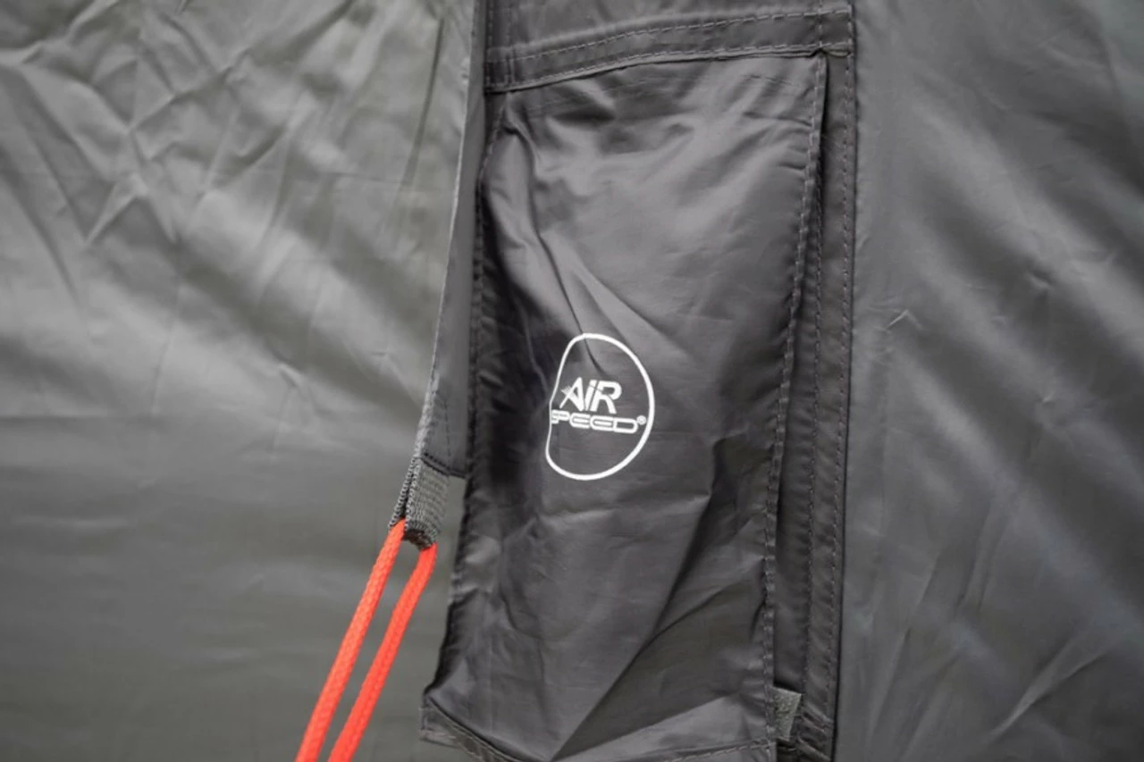 Vango Cove II Air Driveaway Awning For Campervan 10 Vango Cove II Air Driveaway Awning For Campervan - Image 10