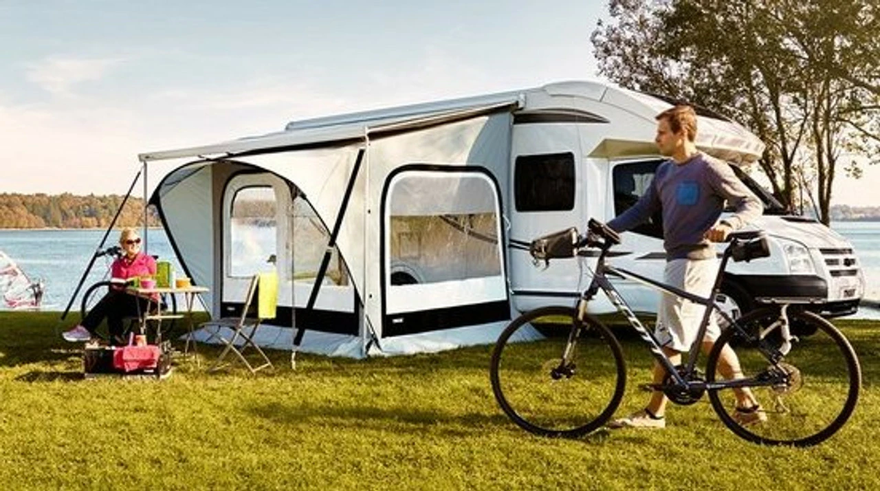 Thule QuickFit Caravan, Motorhome And Campervan Awning Privacy Room 1 Thule QuickFit Caravan, Motorhome And Campervan Awning Privacy Room